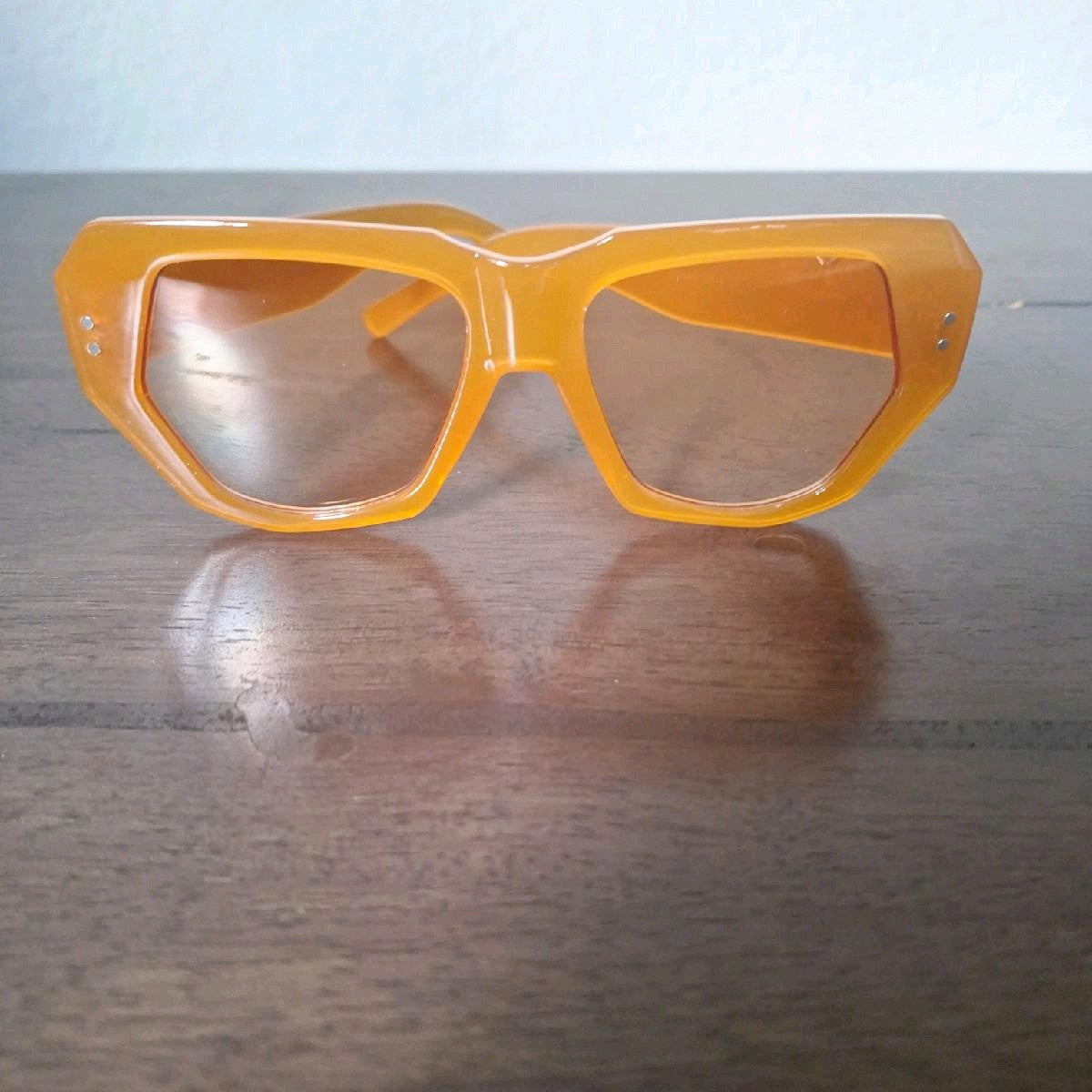 KyNique Thick Frame Sunglasses
