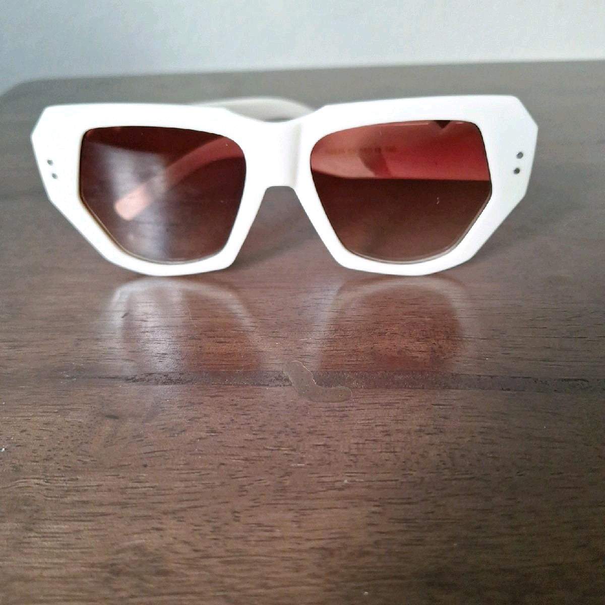 KyNique Thick Frame Sunglasses