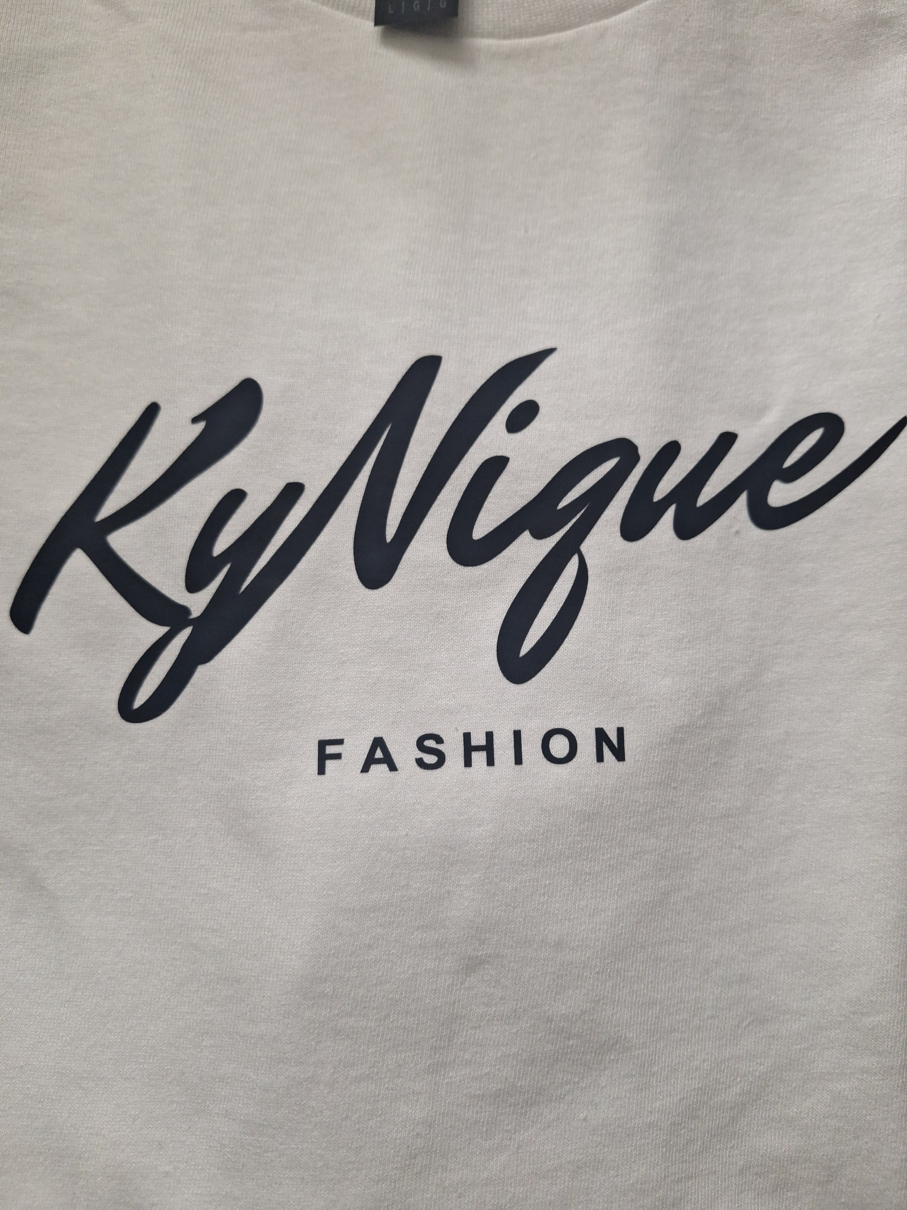 KyNique Fashion Tee