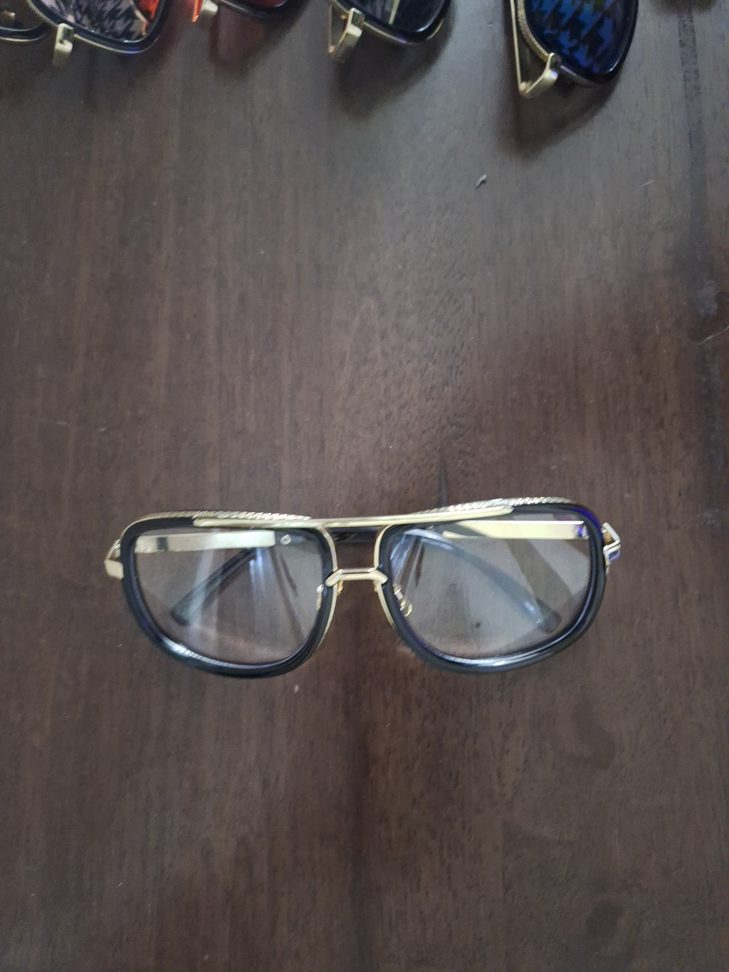 KyNique Vintage Glasses