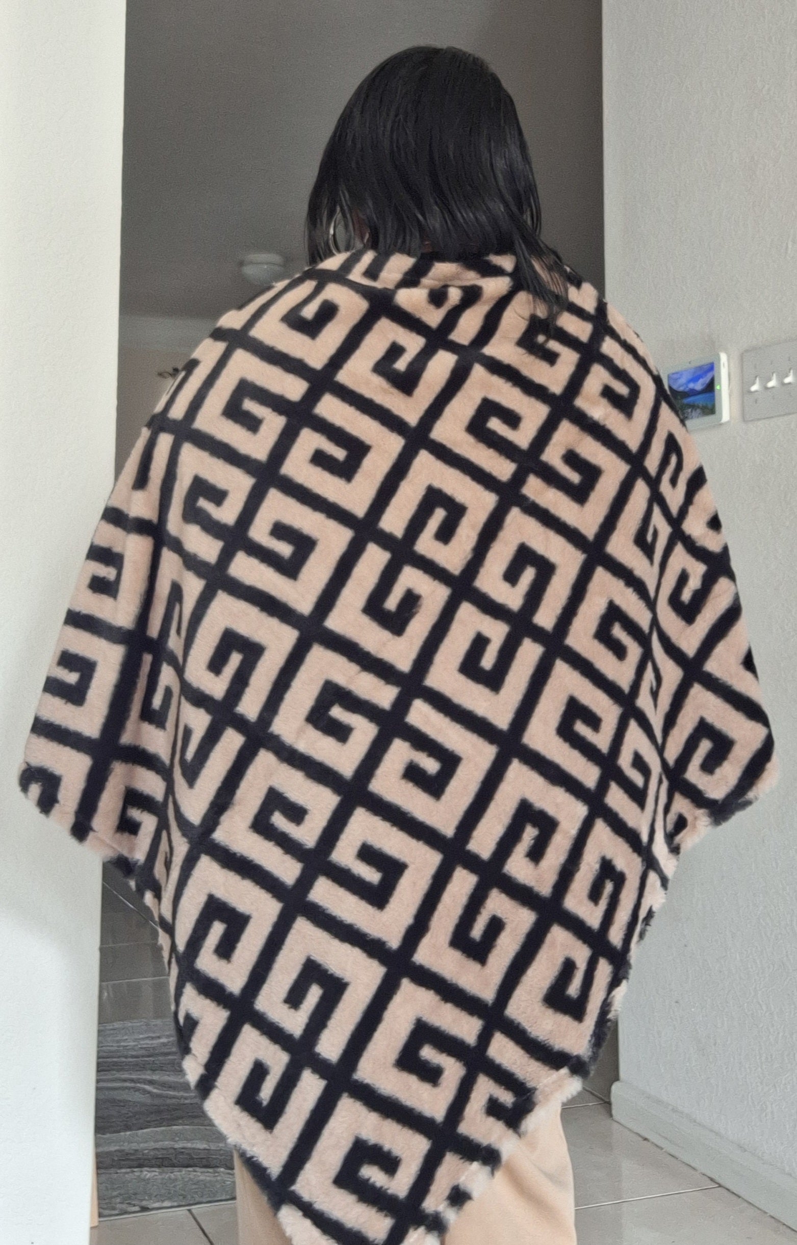 Pullover Poncho - Black