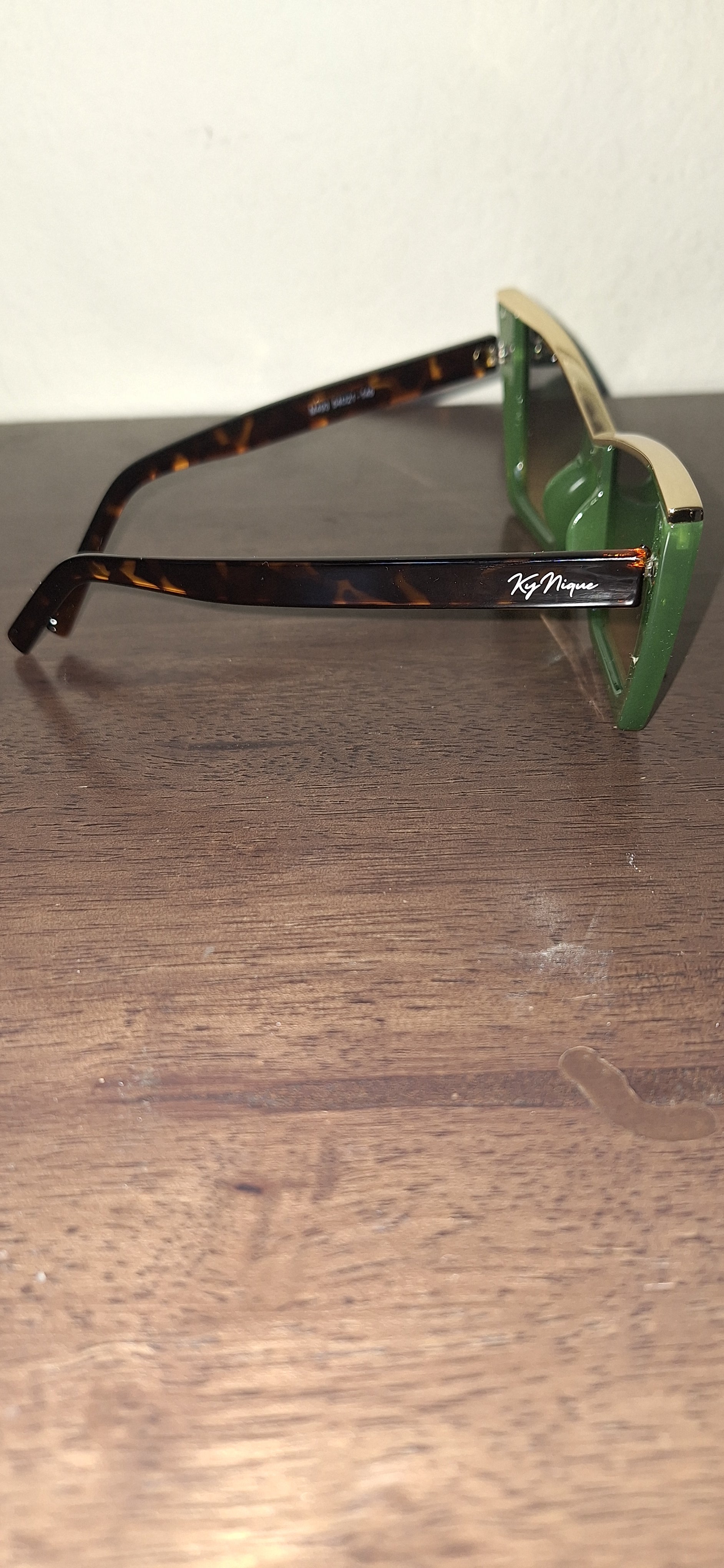 KyNique Cat Eye Shades