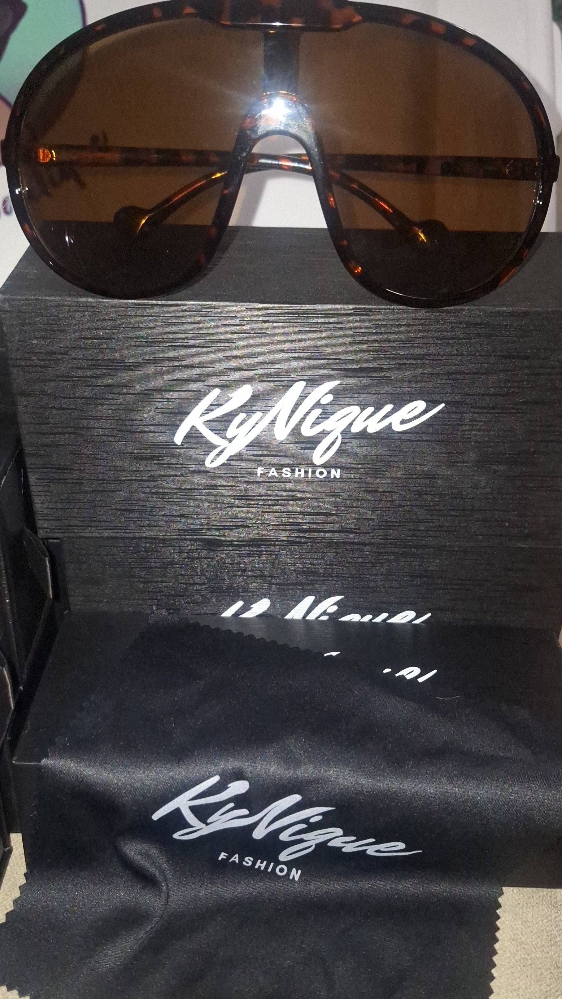 KyNique Boss Energy Oversized Sunglasses