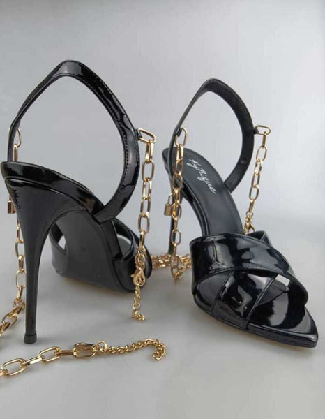 KyNique Black Stiletto