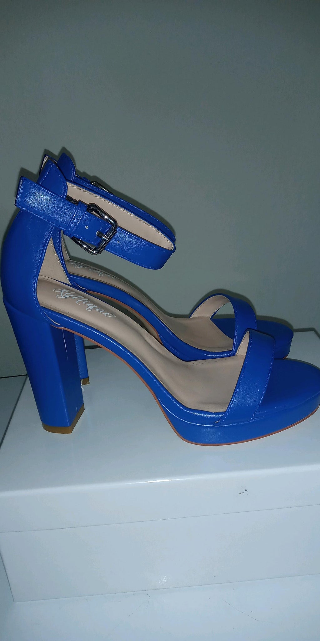 KyNique Platform Heel