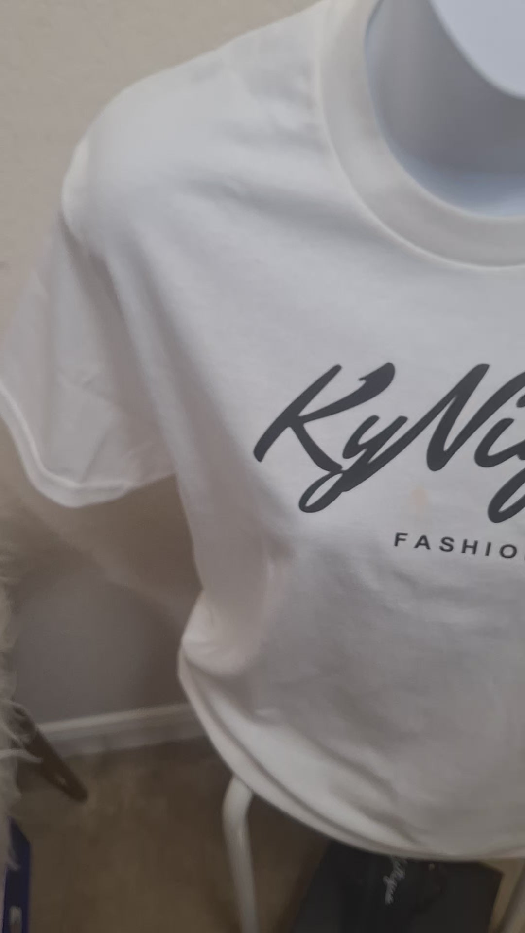 KyNique Fashion Tee