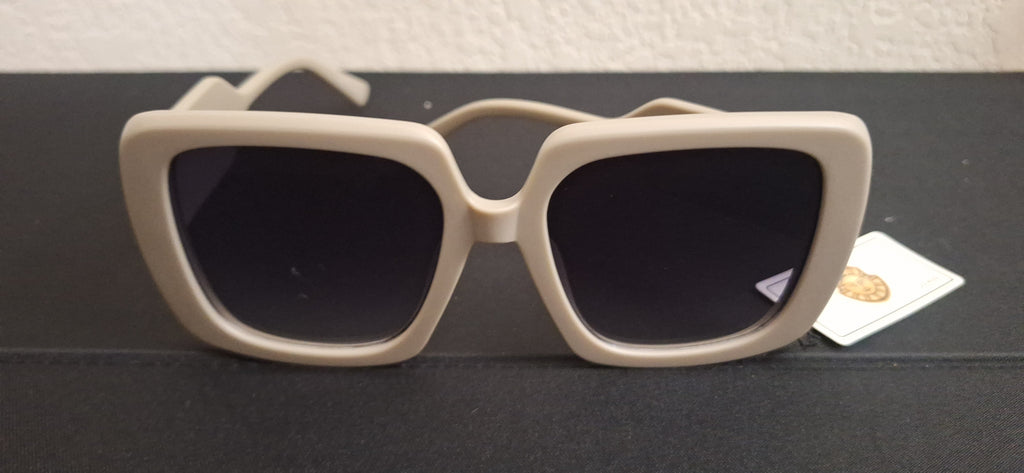 KyNique “Power Move” Oversized Sunglasses