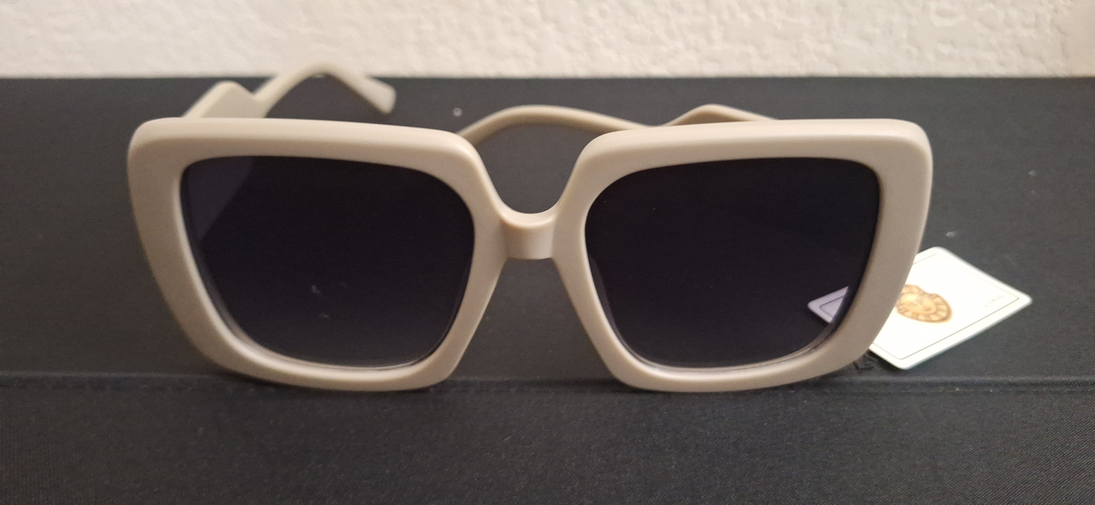 KyNique “Power Move” Oversized Sunglasses