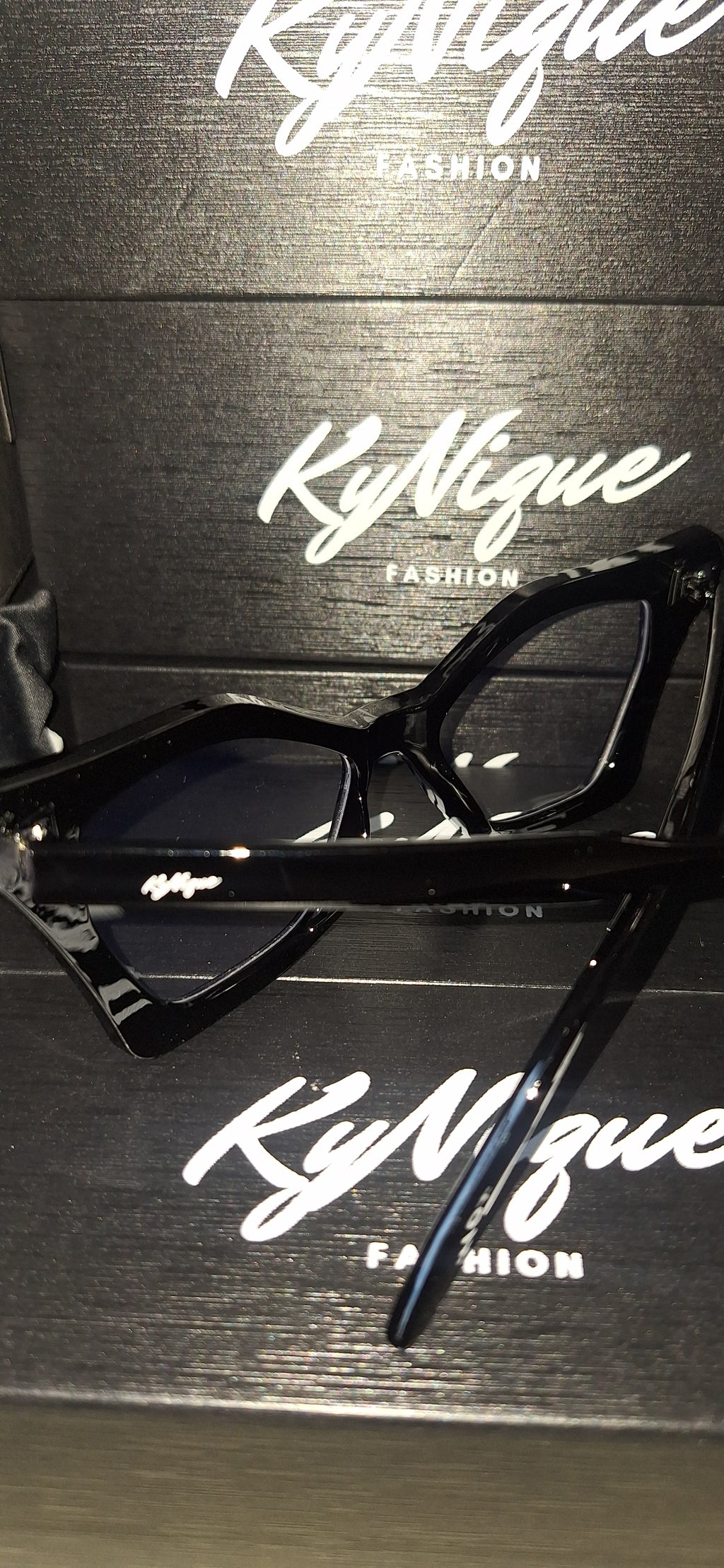 KyNique Cat Eye Fashion Frames