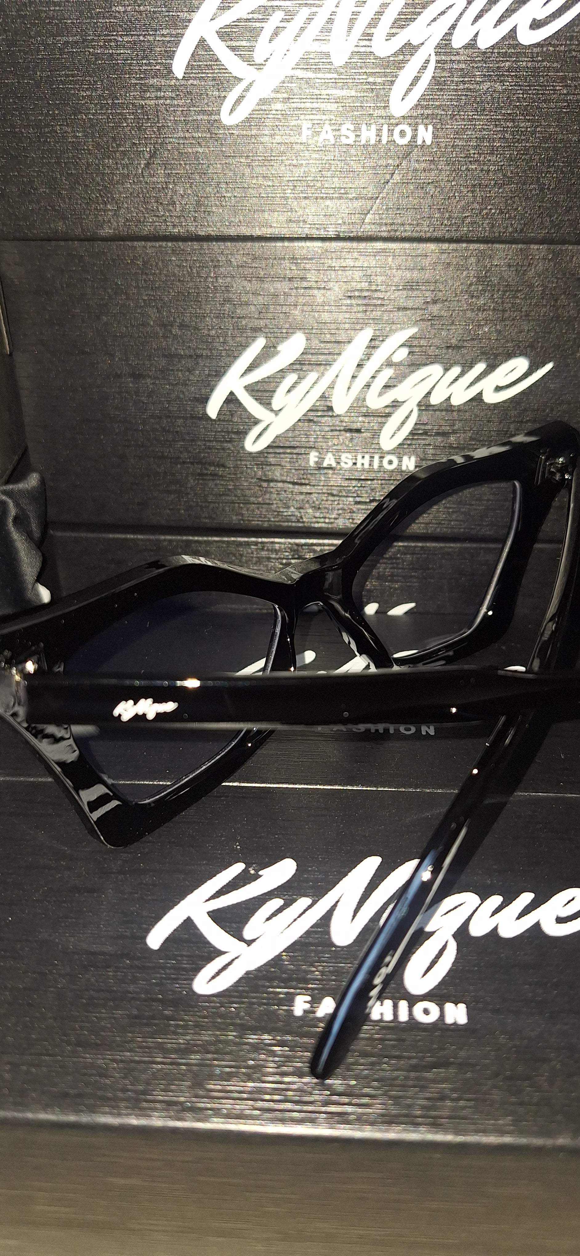 KyNique Cat Eye Fashion Frames