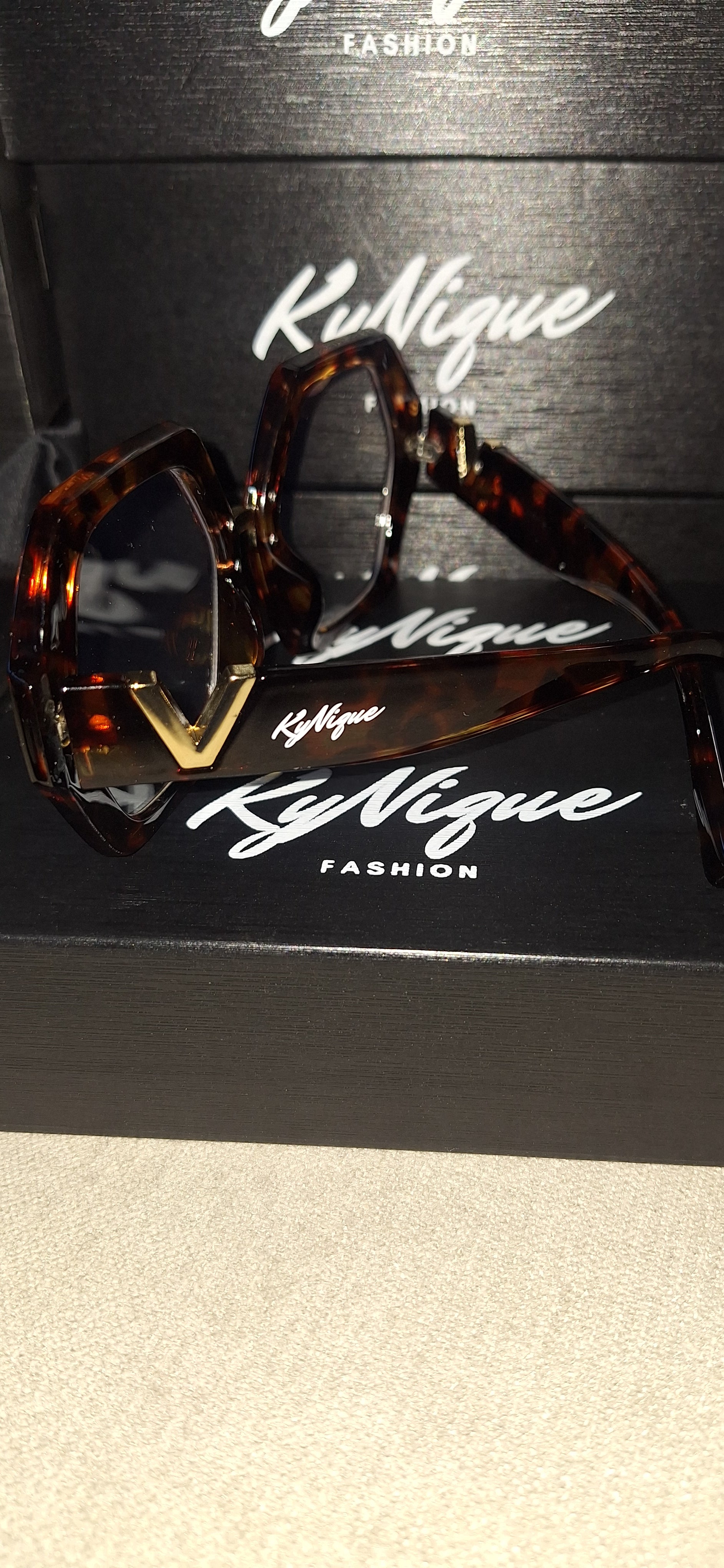 KyNique Hexavision Frames