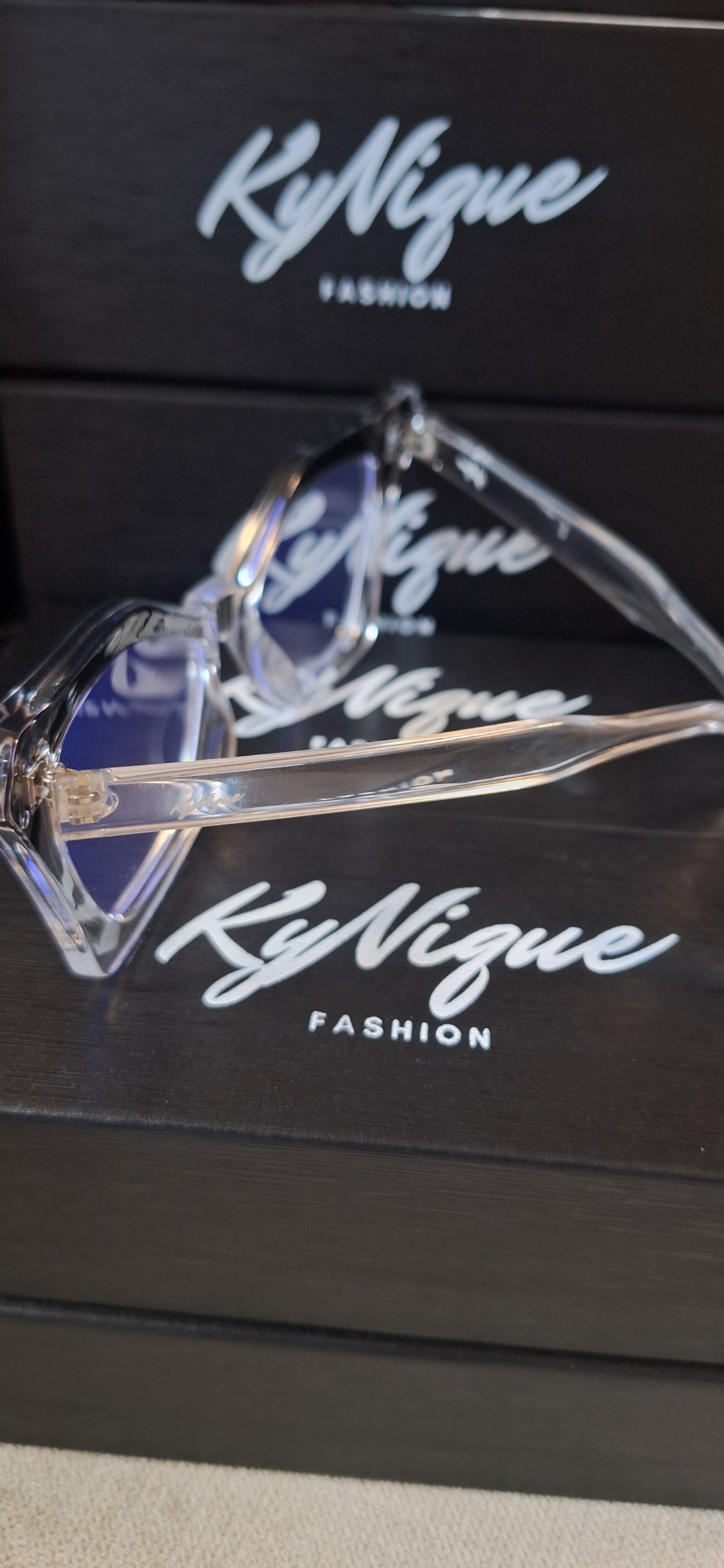 KyNique Cat Eye Fashion Frames