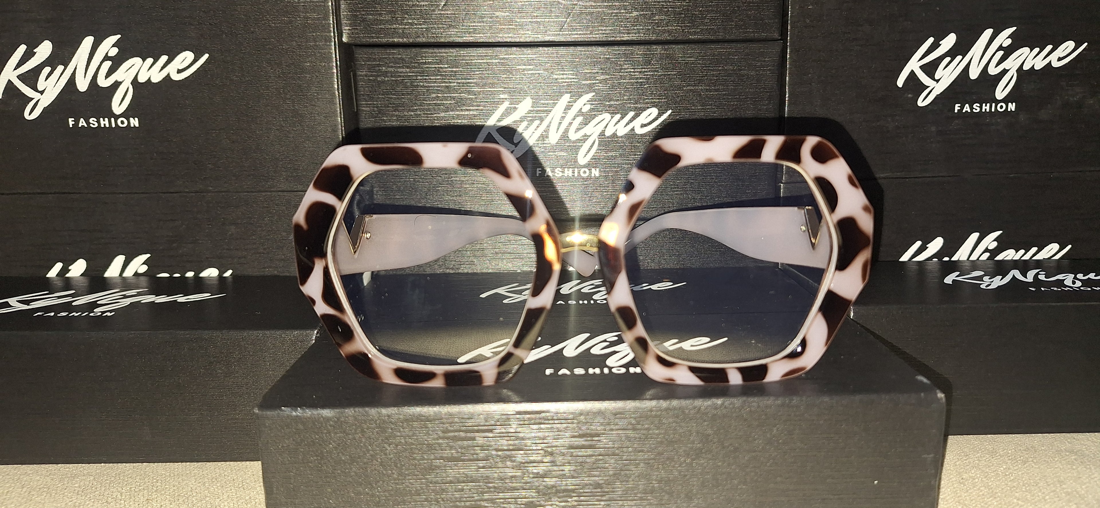 KyNique Hexavision Frames
