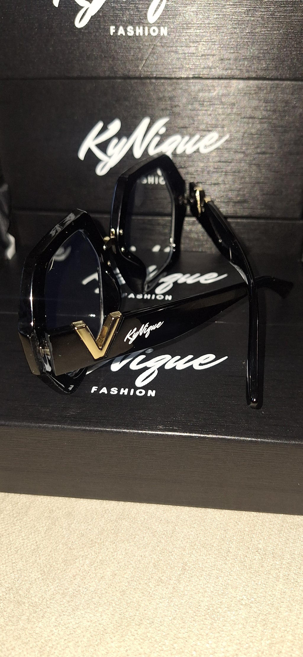 KyNique Hexavision Frames
