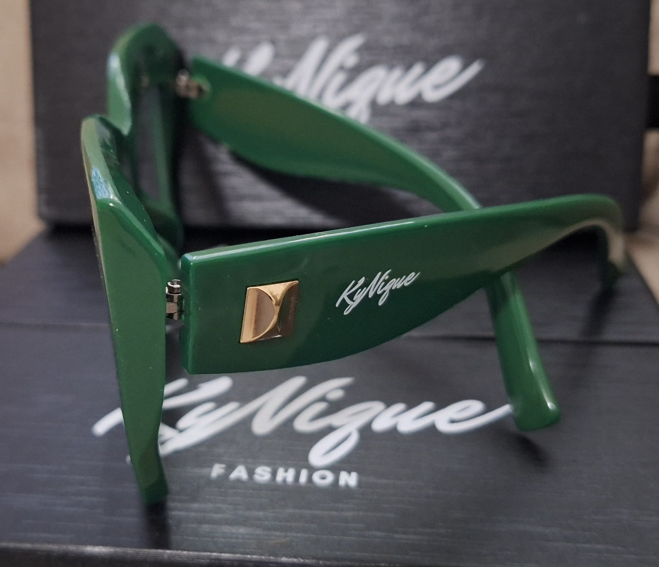 KyNique Square Biz Luxe Frames
