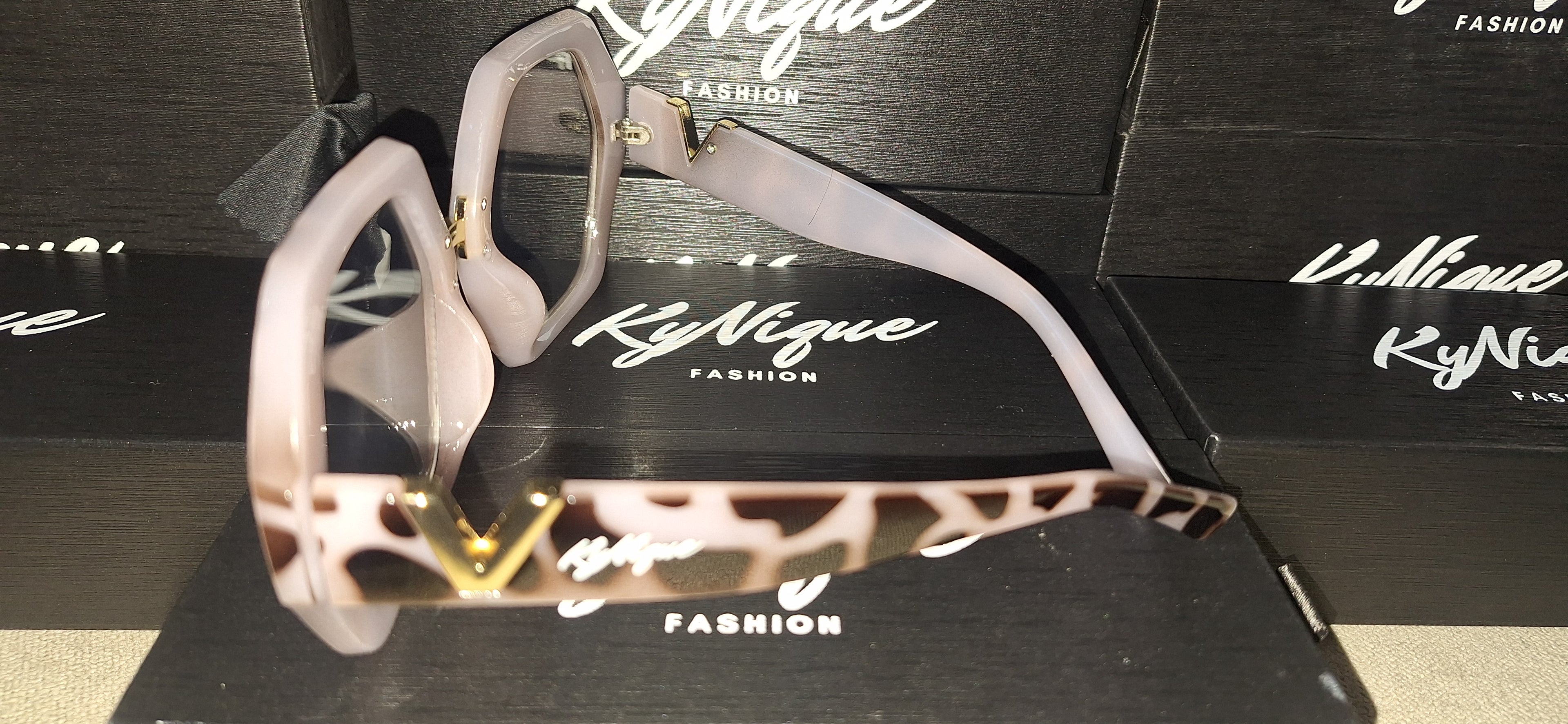KyNique Hexavision Frames